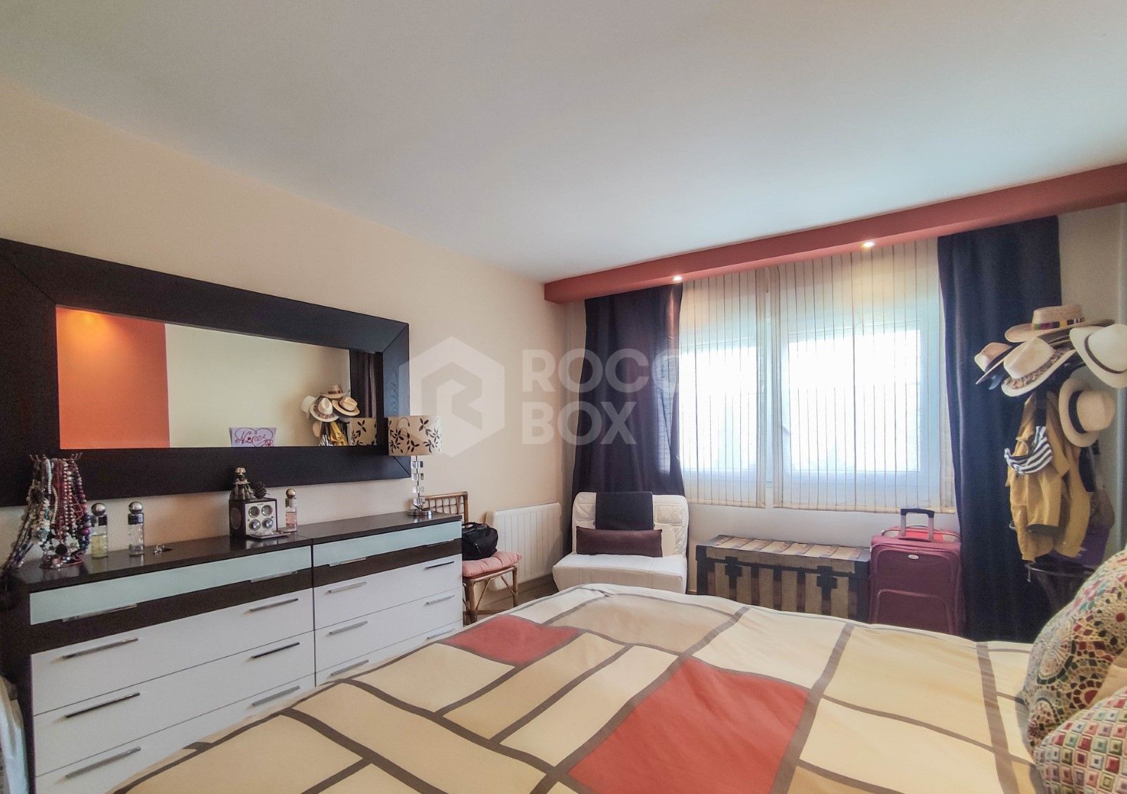 Spacious Renovated Apartment in Estepona Port