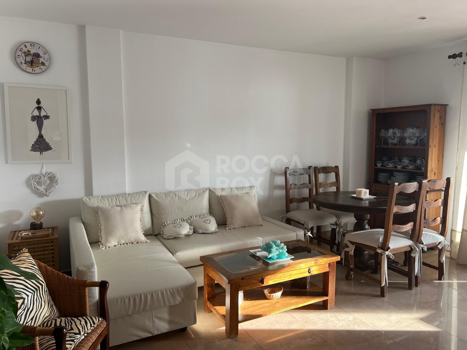 Charming 1-Bedroom Apartment with Panoramic Sea and Countryside Views