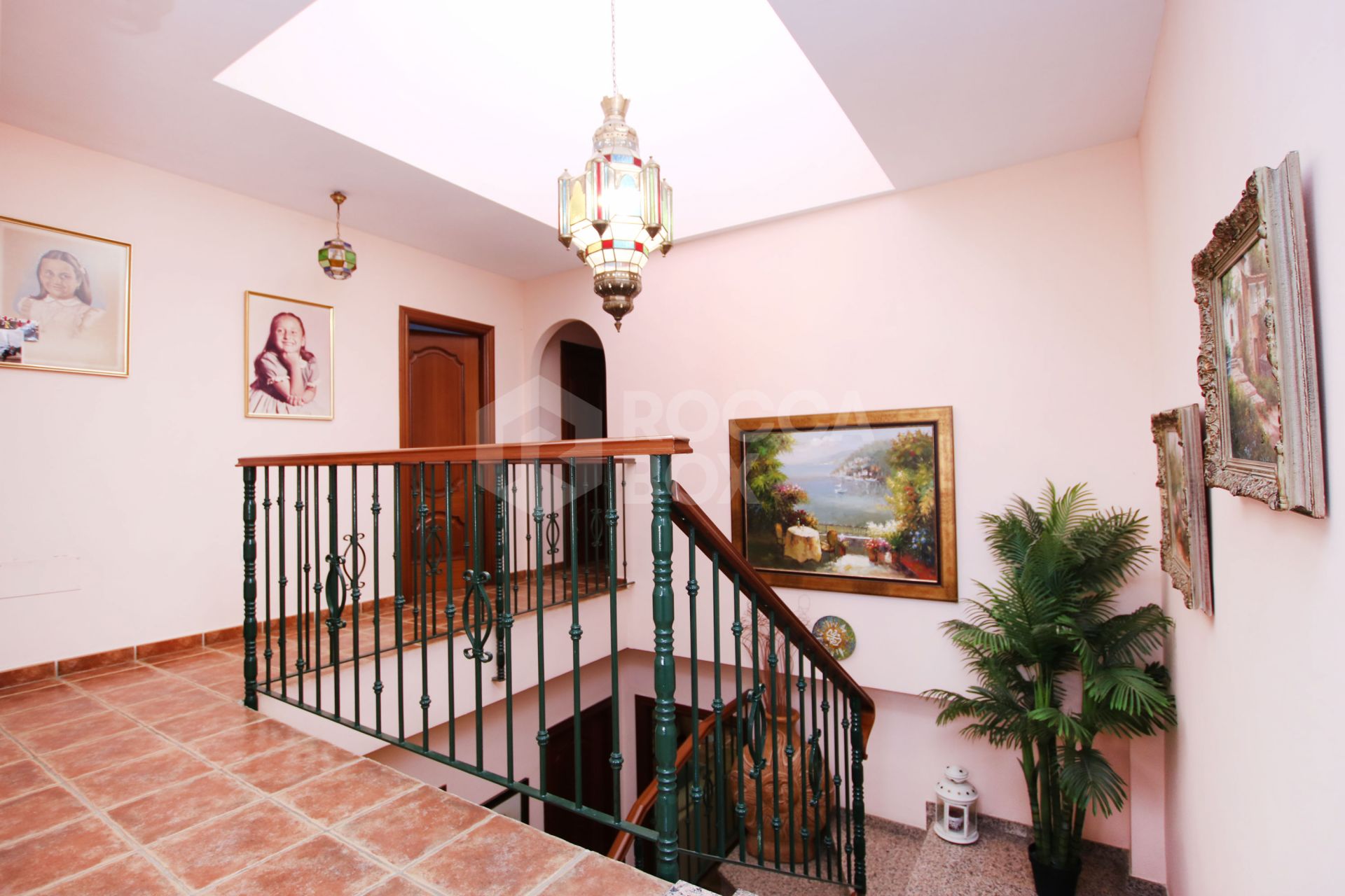 An impressive villa is for sale just a 5-minute drive from the beautiful Los Boliches beach, Mijas Costa.