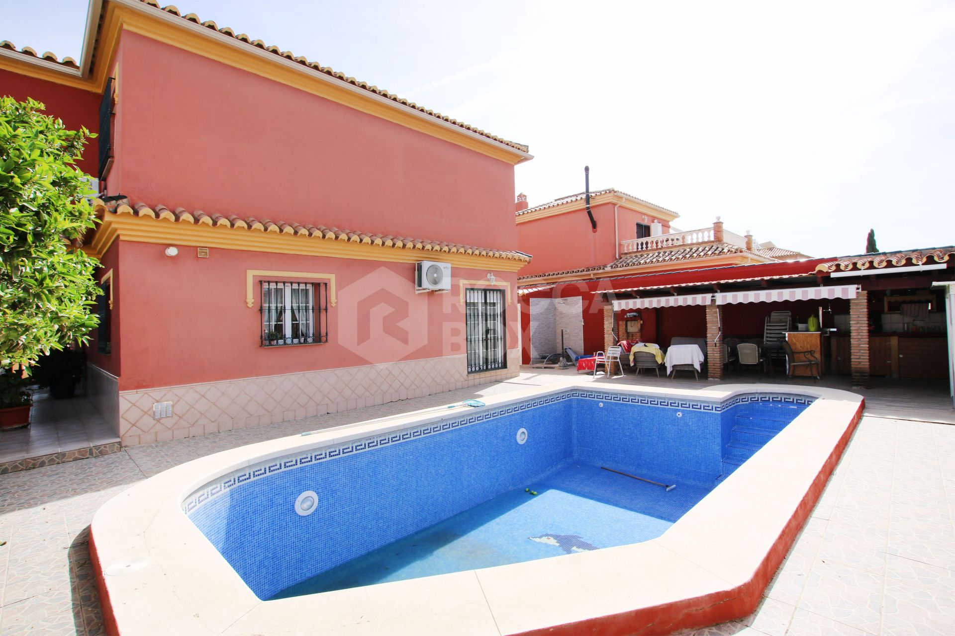 An impressive villa is for sale just a 5-minute drive from the beautiful Los Boliches beach, Mijas Costa.