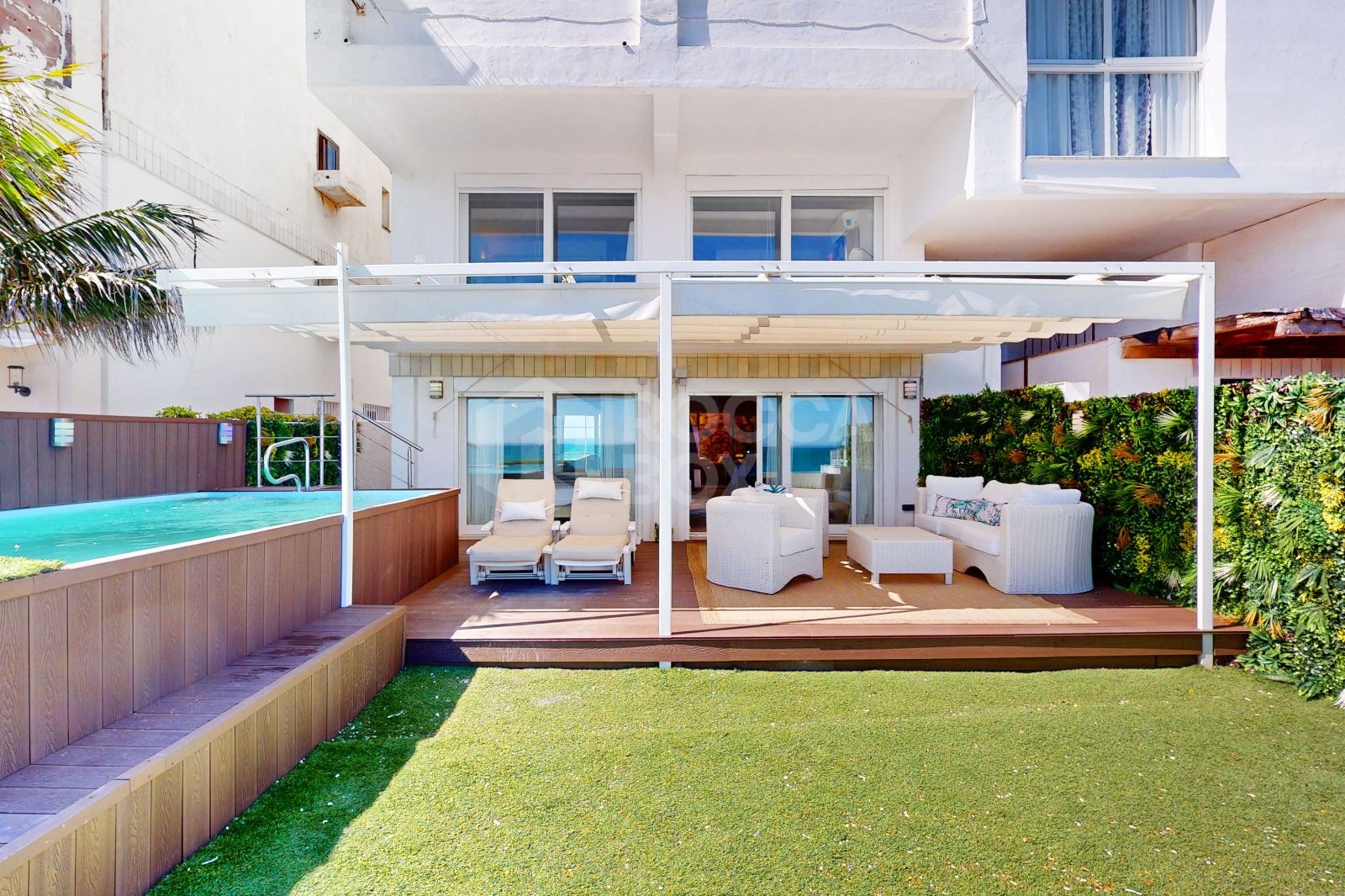 Exclusive frontline beach duplex with private pool and smart home concept