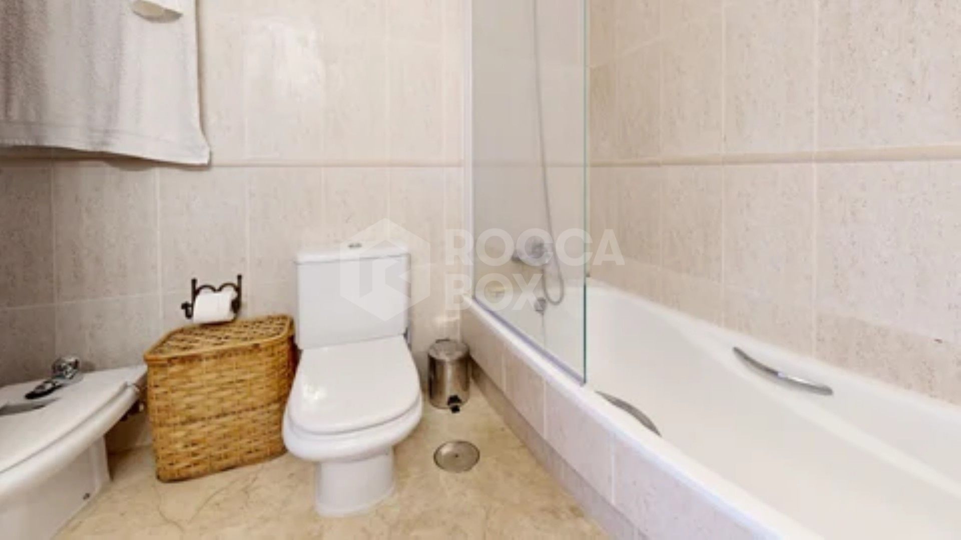 Magnificent 3-bedroom duplex apartment near by Duquesa