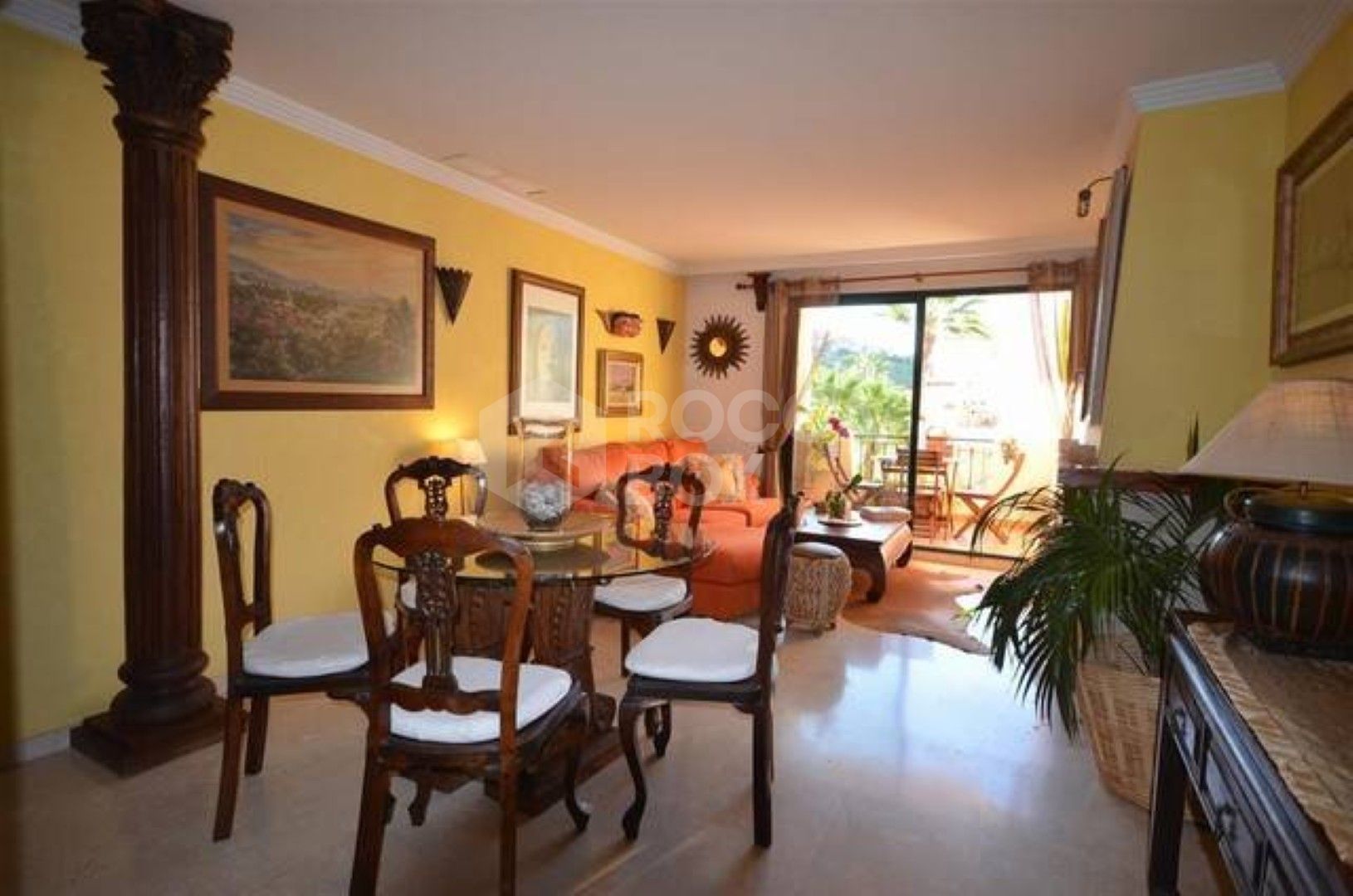 Magnificent 3-bedroom duplex apartment near by Duquesa