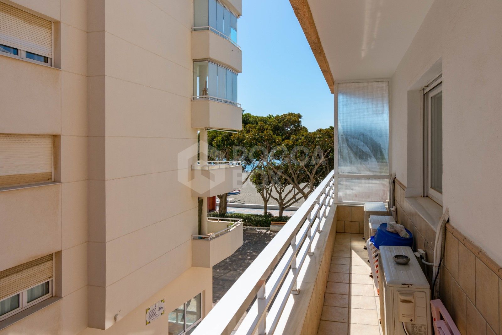 Apartment in a building on the beachfront, on the fabulous Estepona promenade.