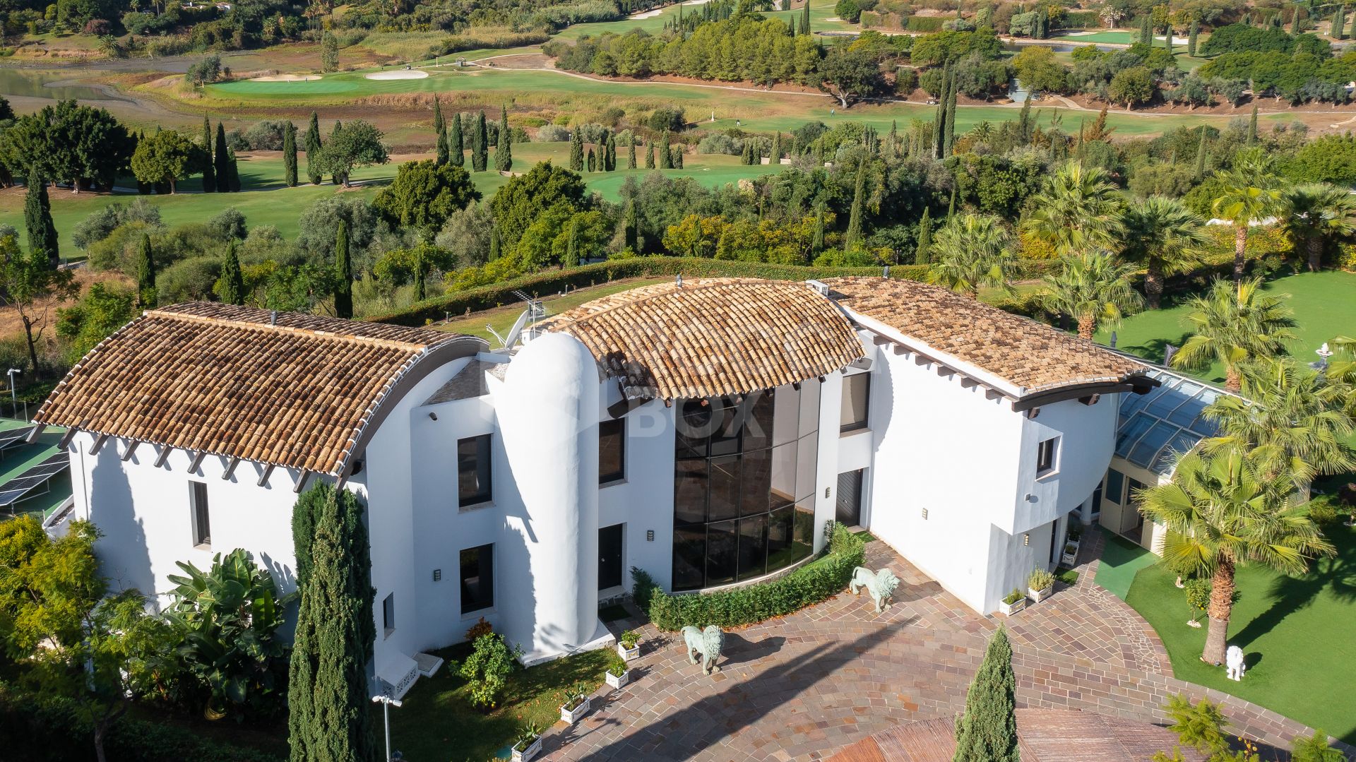 Luxury Villa in Los Flamingos, Benahavis – Exclusive 8-Bedroom Residence with Sea Views