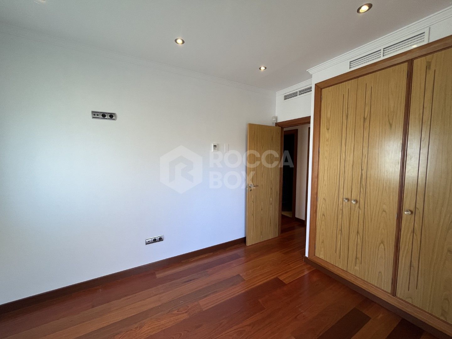 Luxury Duplex Penthouse for Sale in Embrujo Banús | Puerto Banús – Marbella