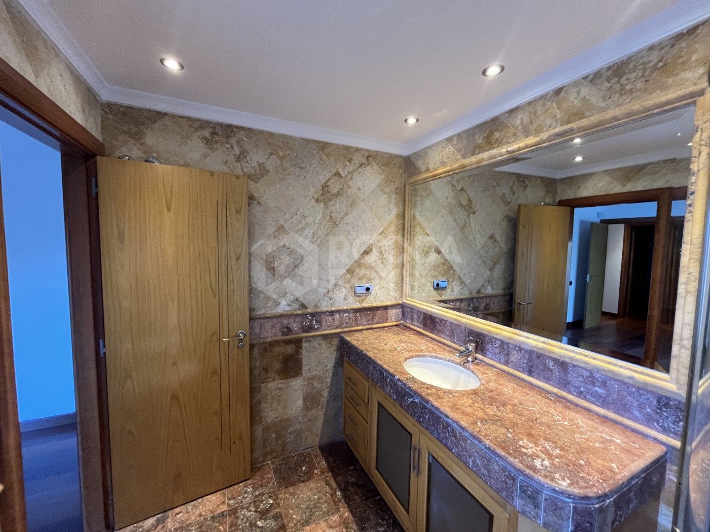 Luxury Duplex Penthouse for Sale in Embrujo Banús | Puerto Banús – Marbella