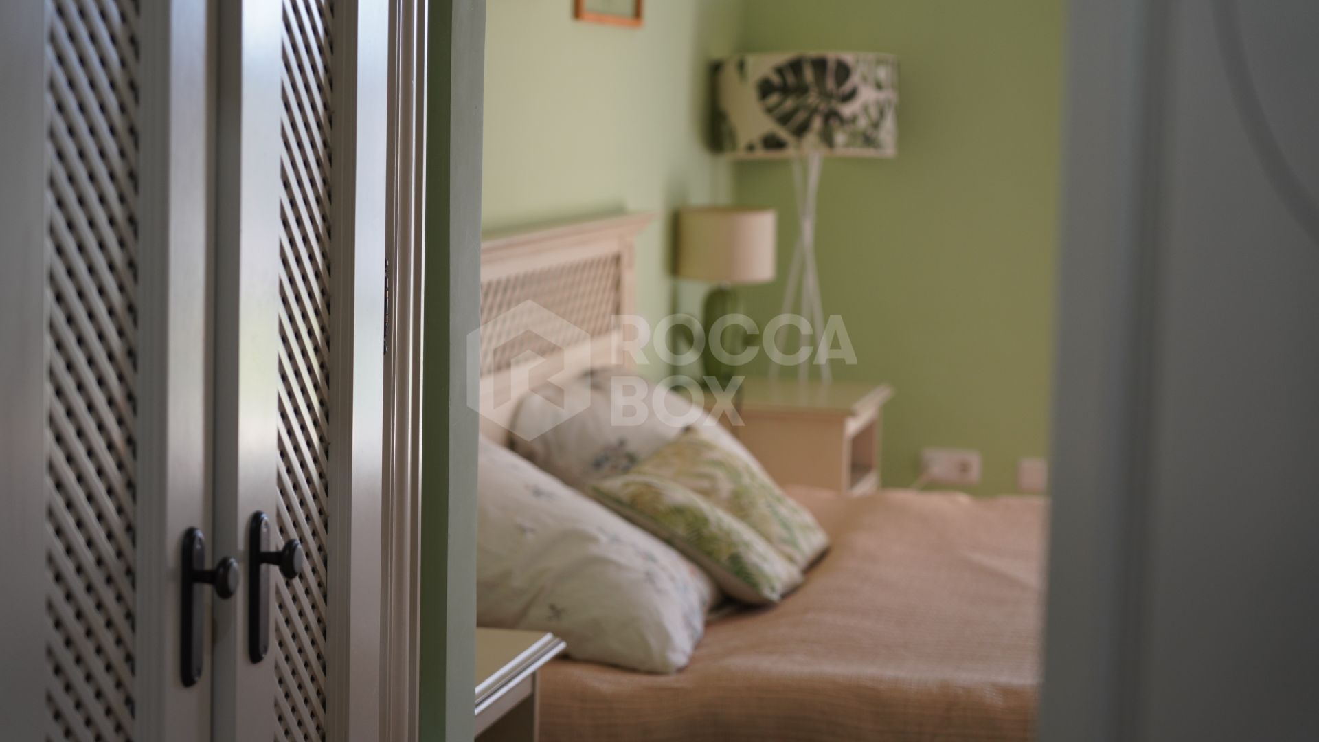 Stylish 4-Bedroom Townhouse in the Exclusive gated Almenara Golf, Panoramic Golf, Mountain & Partial Lake Views in Sotogrande