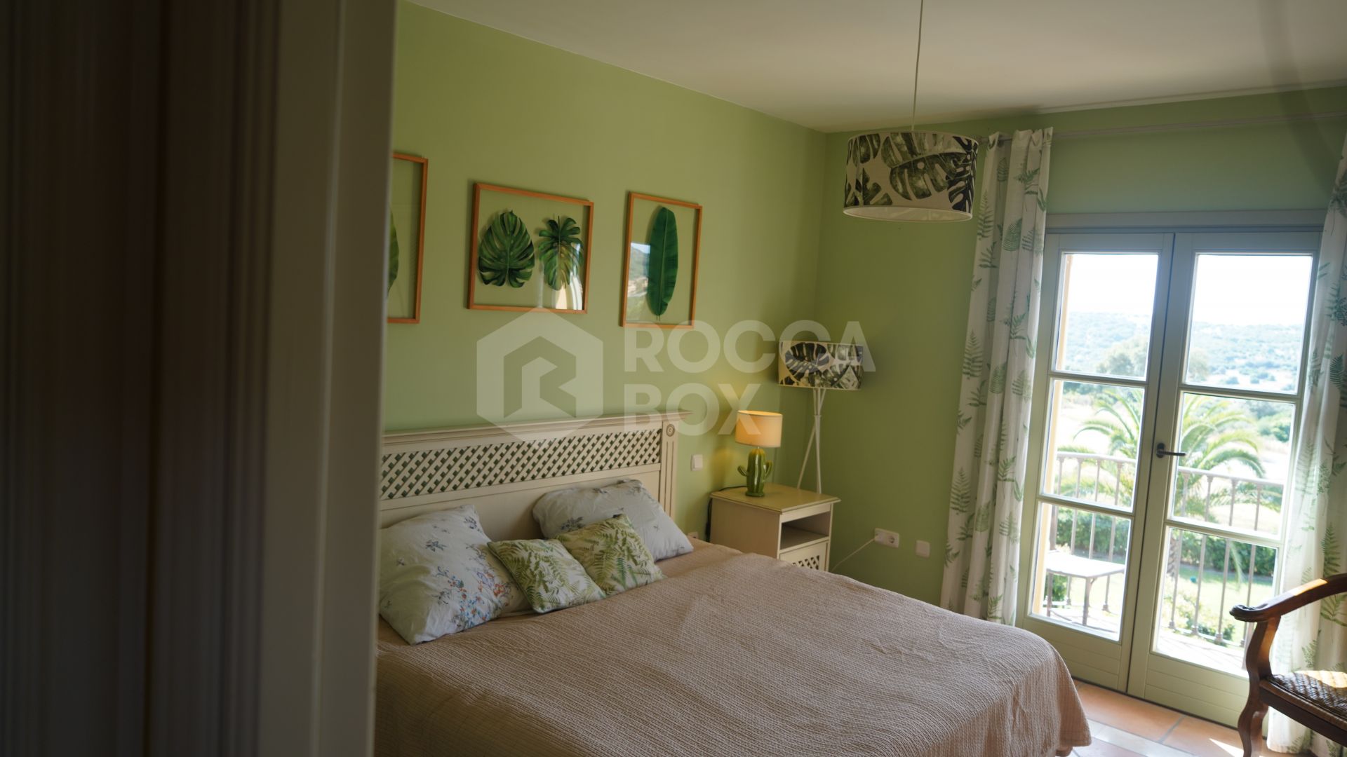 Stylish 4-Bedroom Townhouse in the Exclusive gated Almenara Golf, Panoramic Golf, Mountain & Partial Lake Views in Sotogrande