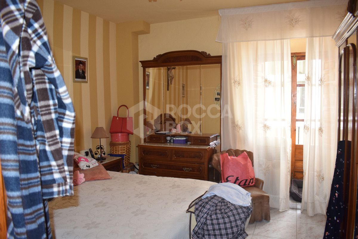 Town House for sale in La Goleta - San Felipe Neri, Malaga