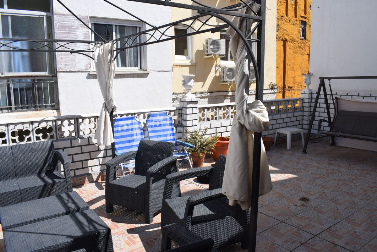Town House for sale in La Goleta - San Felipe Neri, Malaga