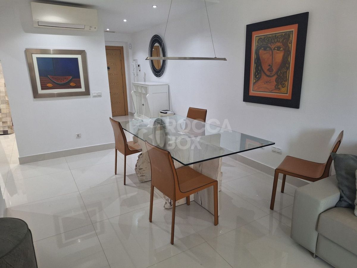Apartment for sale in Ensanche Centro - Puerto, Malaga