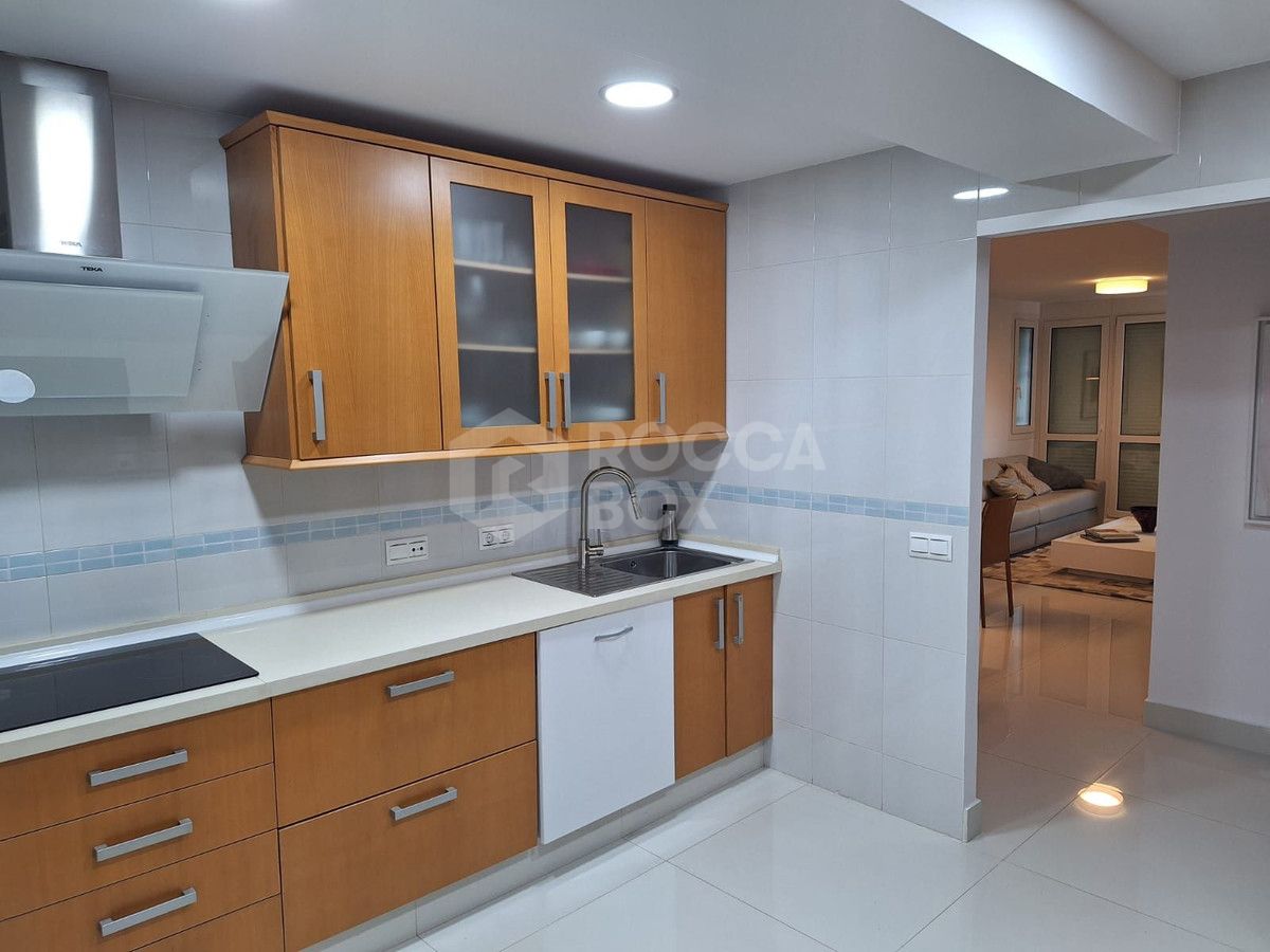 Apartment for sale in Ensanche Centro - Puerto, Malaga