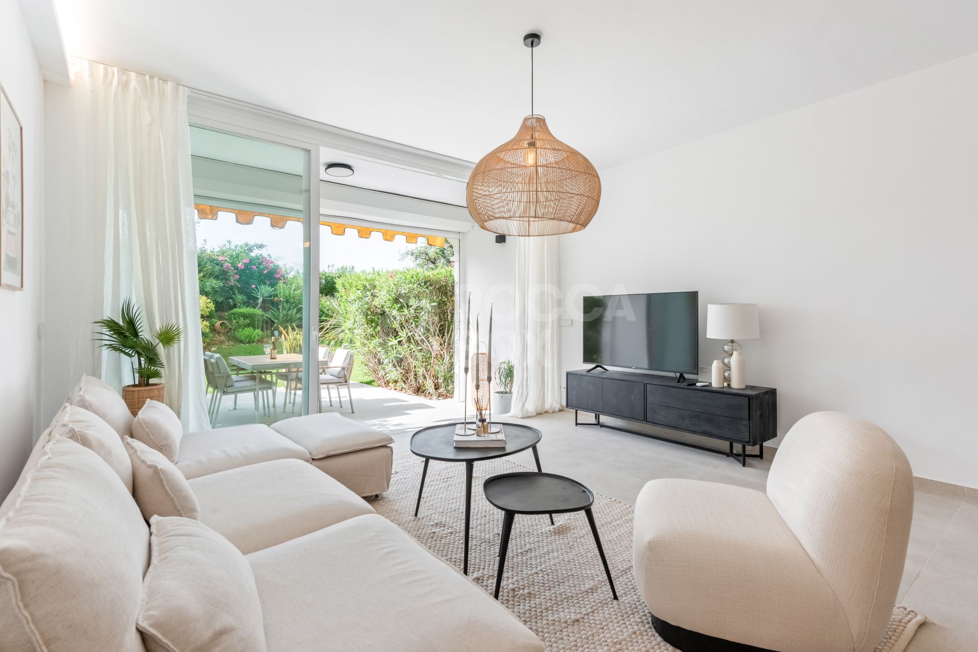 Scandinavian style townhouse with sea view in Aloha