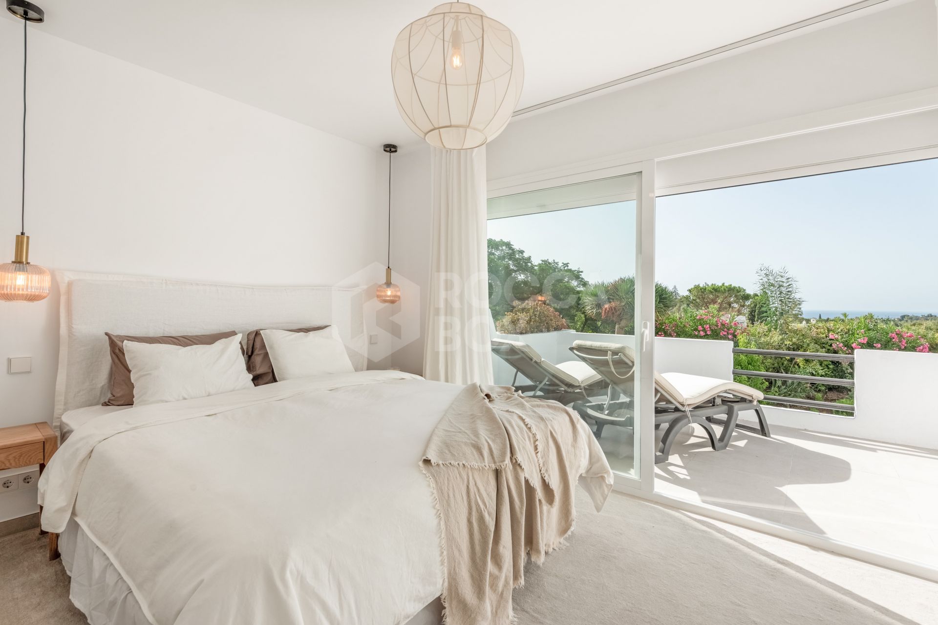 Scandinavian style townhouse with sea view in Aloha