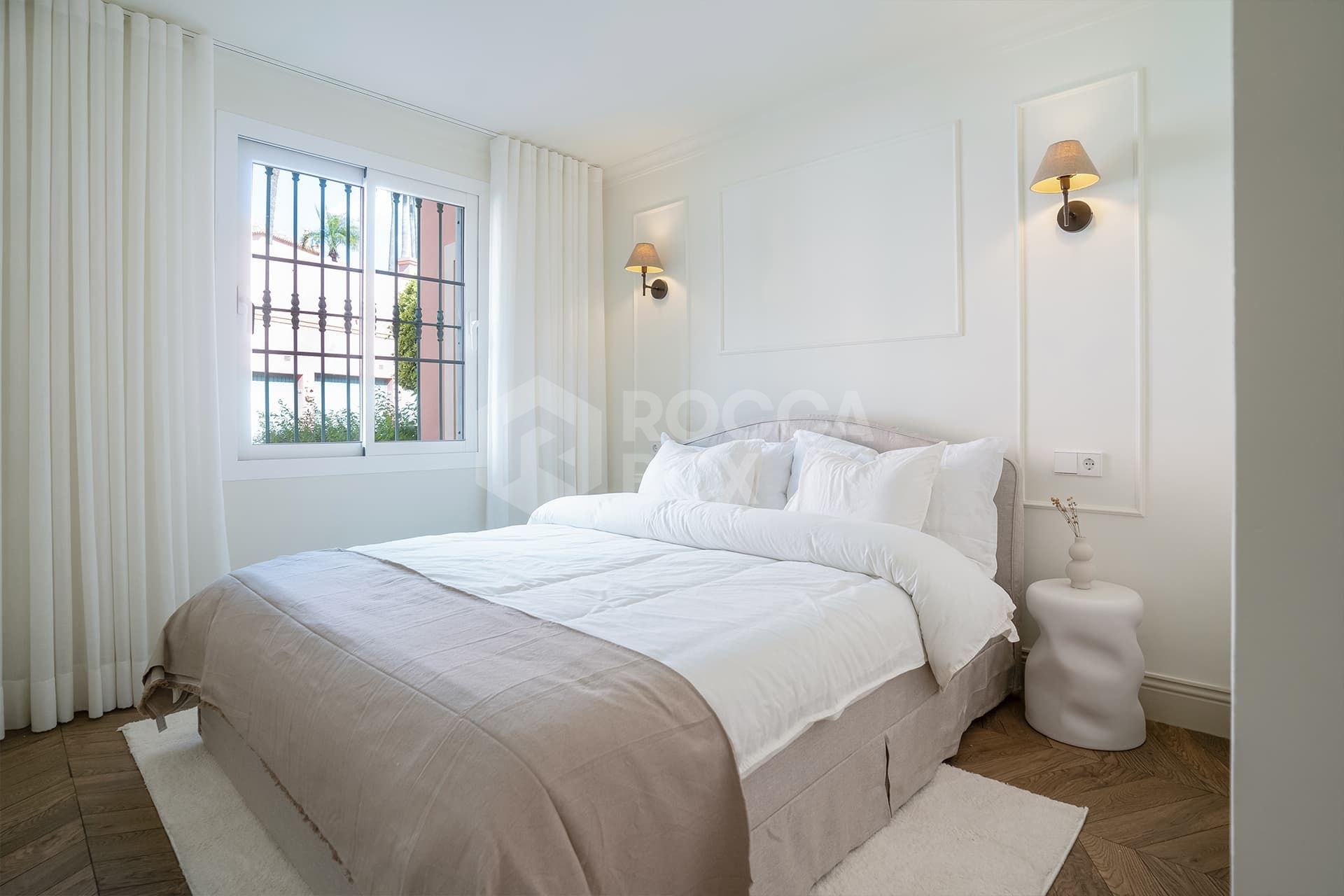 A Scandinavian style 4 bed townhouse with panoramic sea views