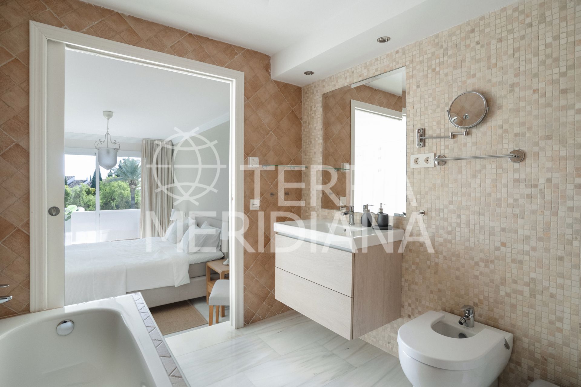 Apartment in Royal Gardens, Marbella