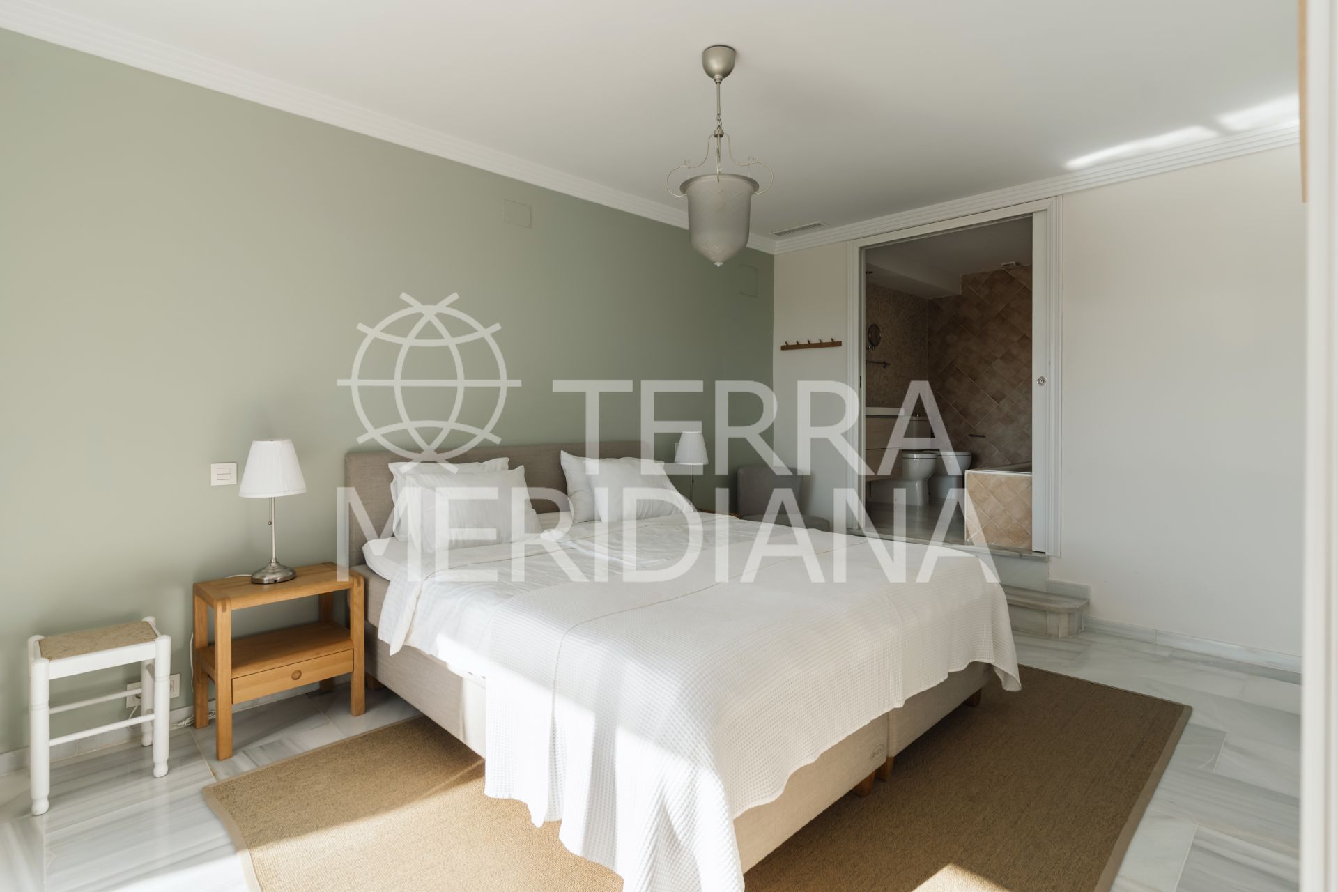 Apartment in Royal Gardens, Marbella