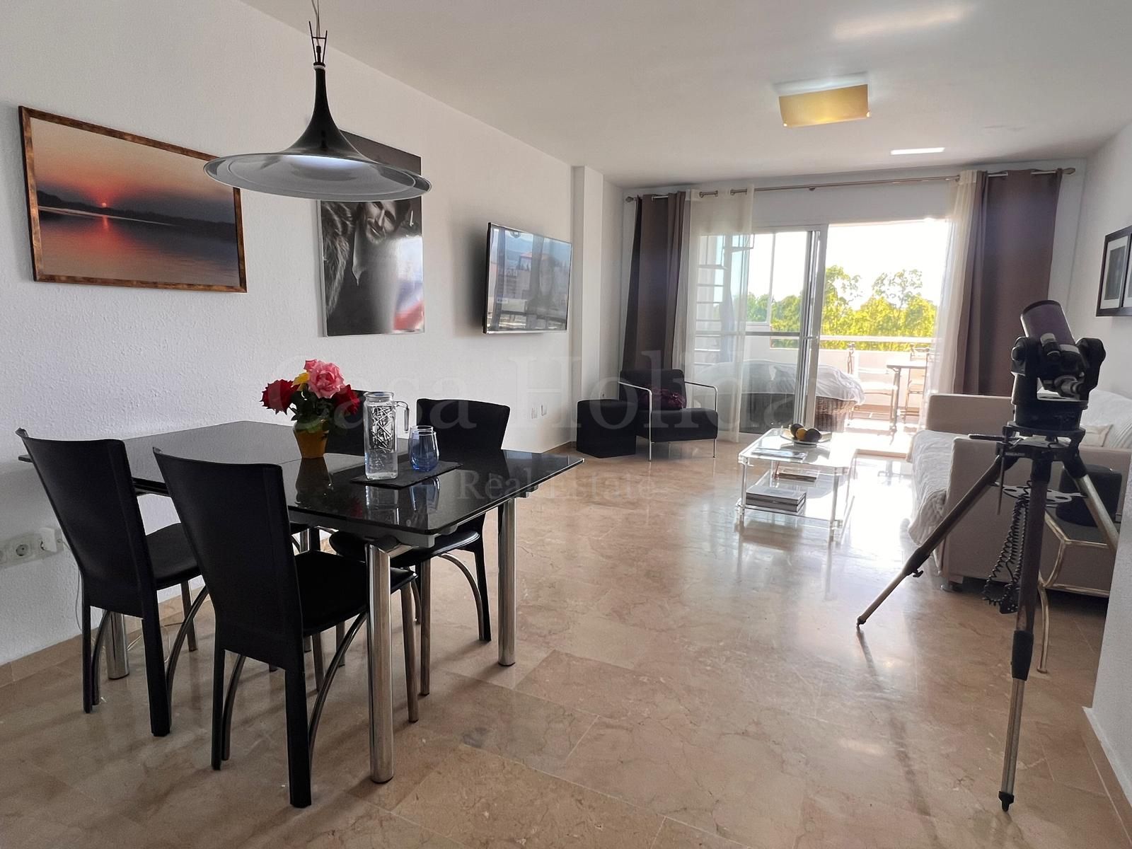 Penthouse in Atalaya, Estepona
