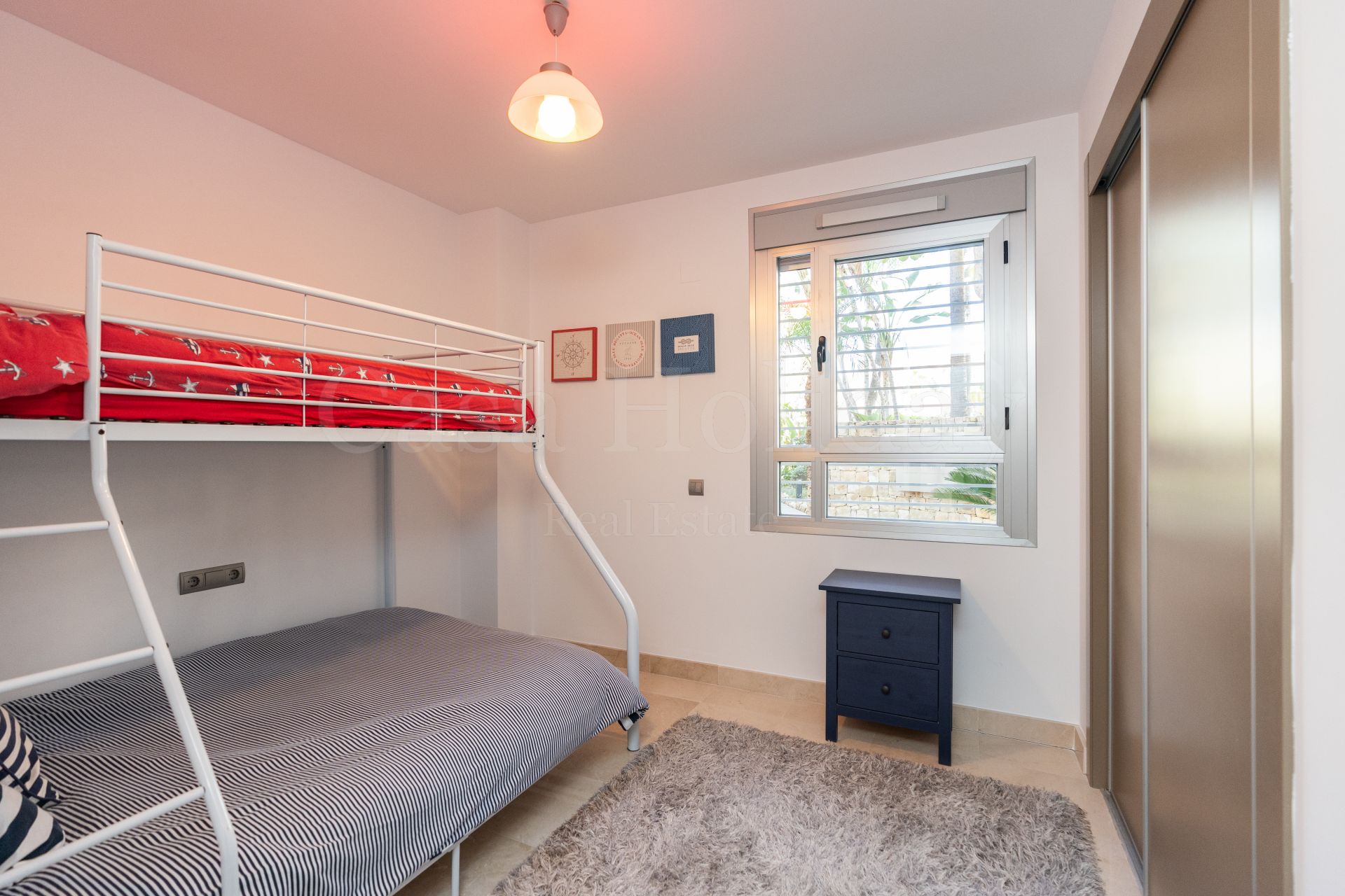 Ground Floor Apartment in Los Arqueros, Benahavis