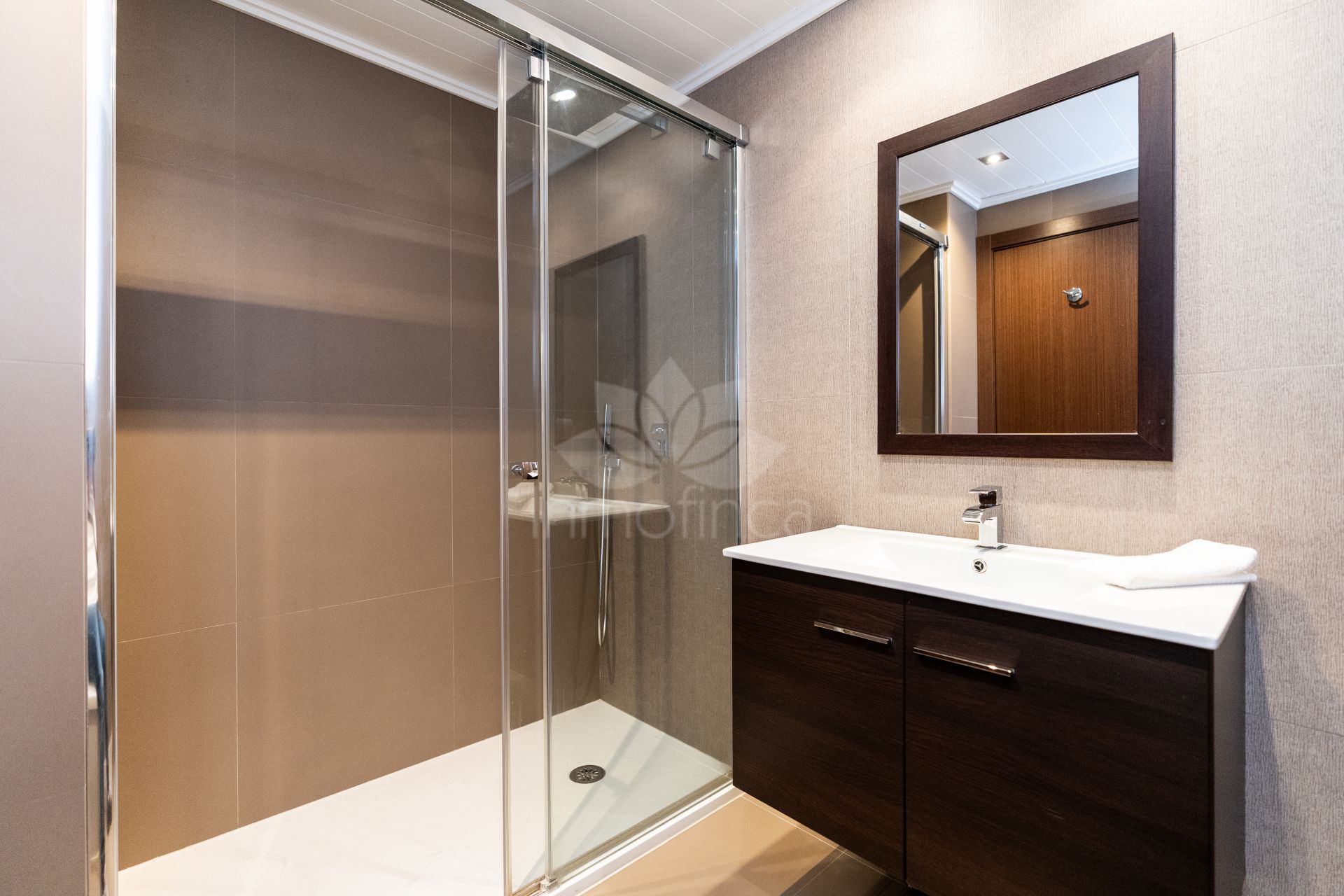 Ground Floor Apartment in Los Arqueros, Benahavis