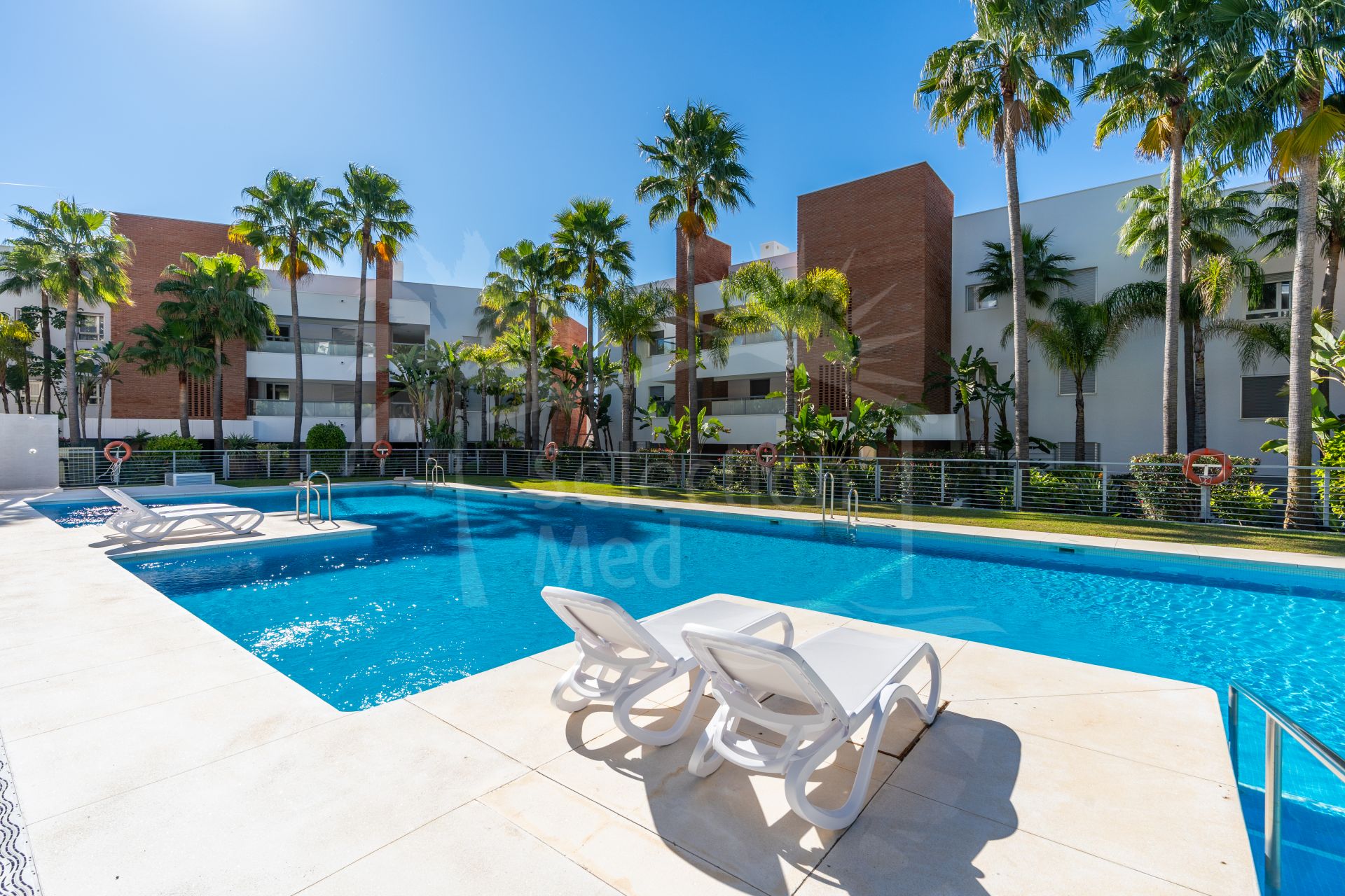 Appartement rez de chaussée à vendre dans Los Arqueros, Benahavis