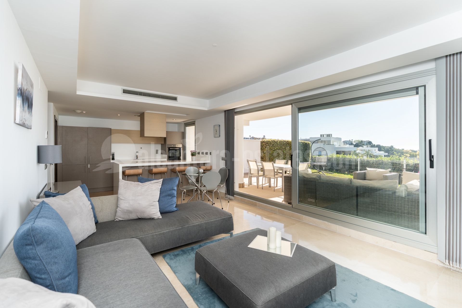 Ground Floor Apartment in Los Arqueros, Benahavis