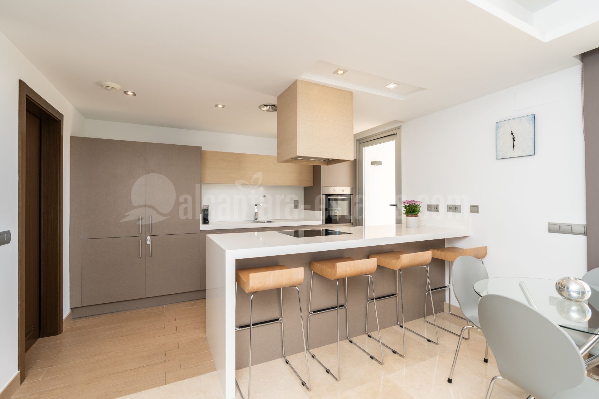 Ground Floor Apartment in Los Arqueros, Benahavis