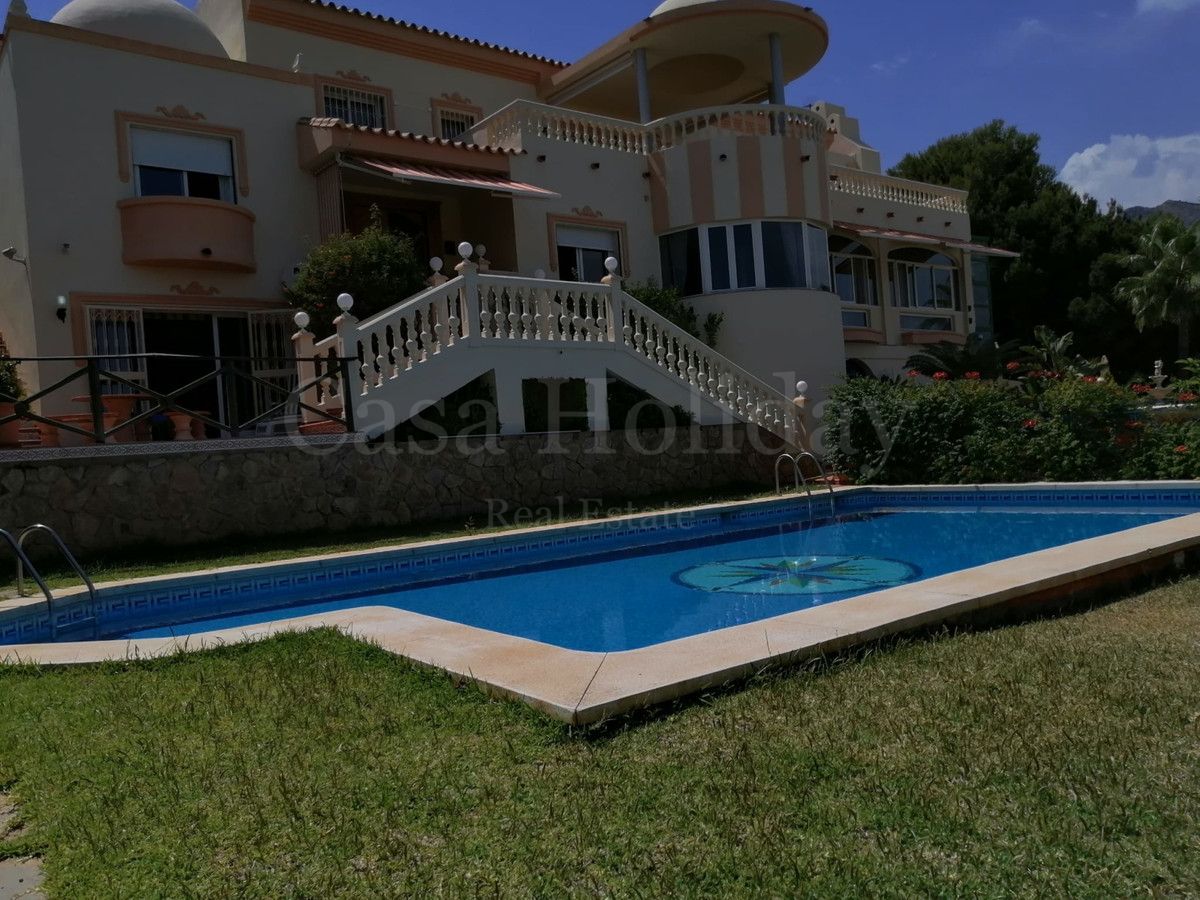 Villa in Benalmadena