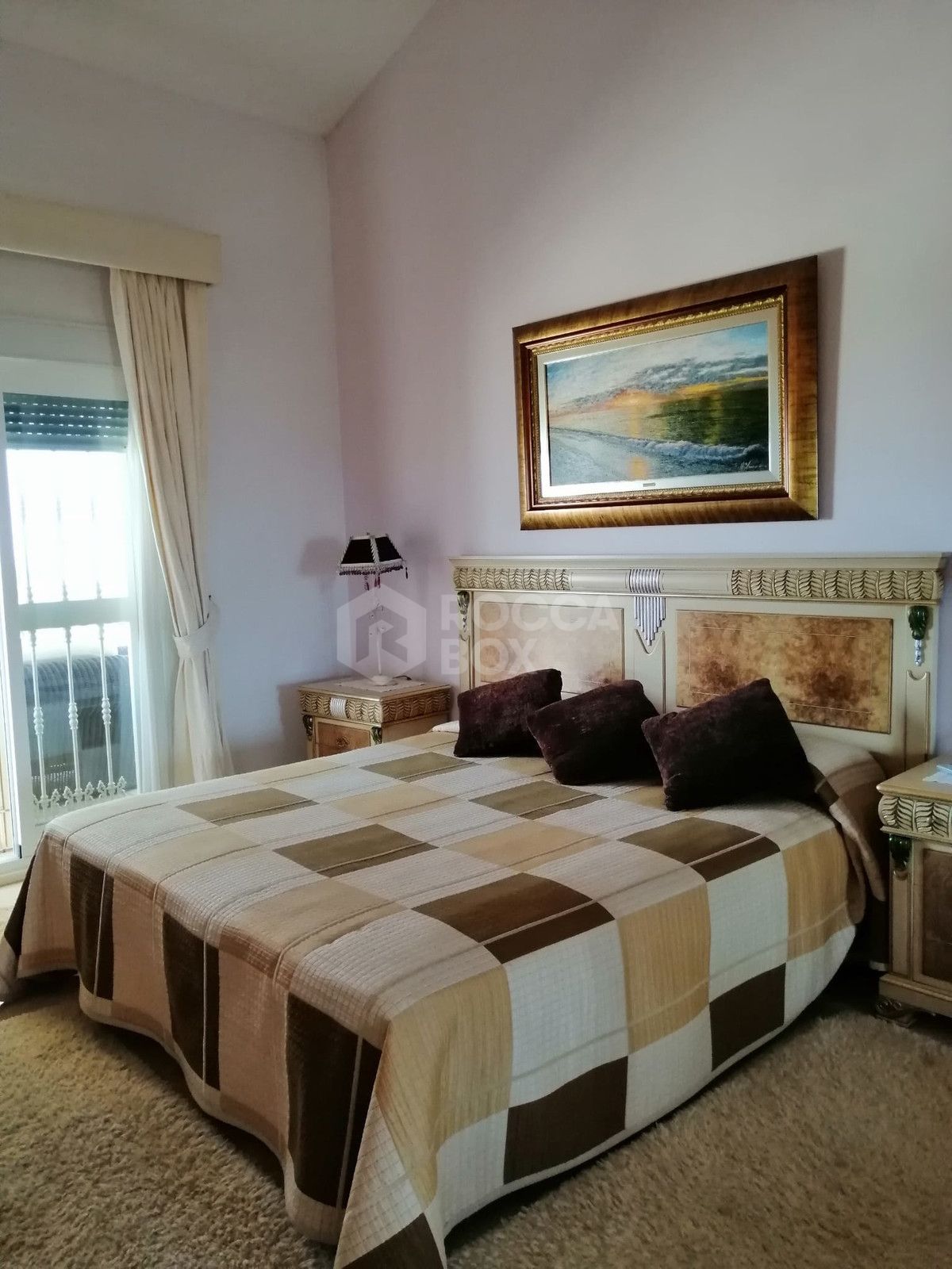 Villa for sale in Benalmadena