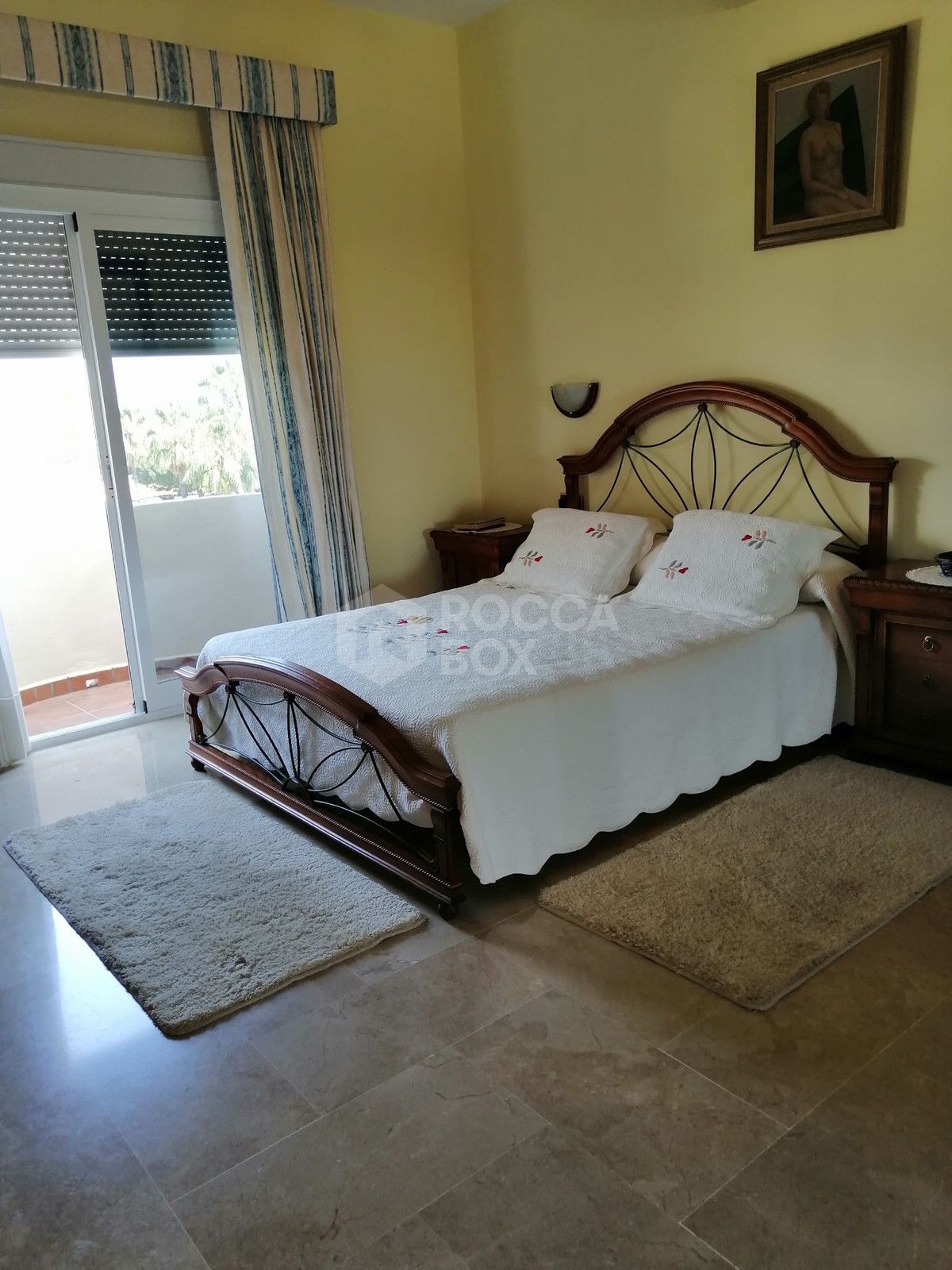 Villa for sale in Benalmadena