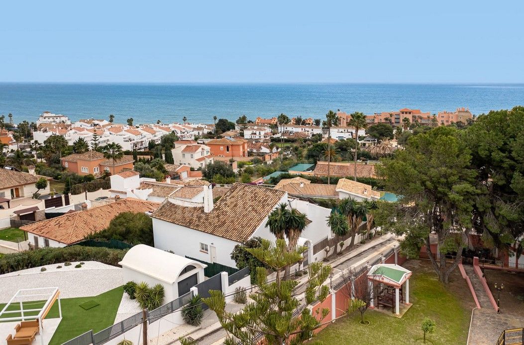 Villa in Estepona