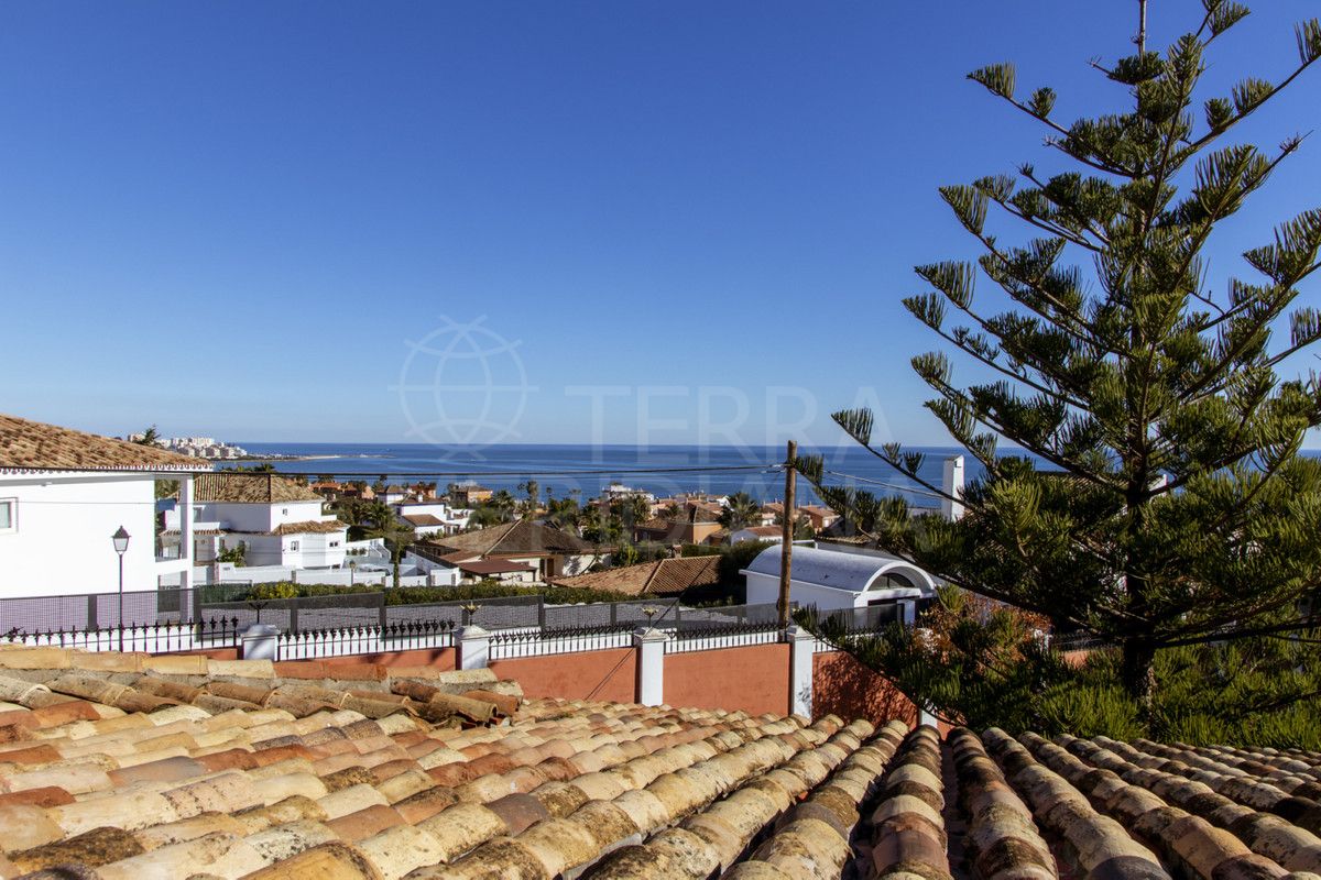 Villa in Estepona