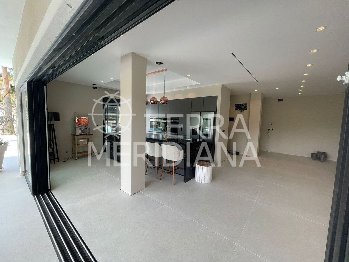 Villa in Elviria, Marbella