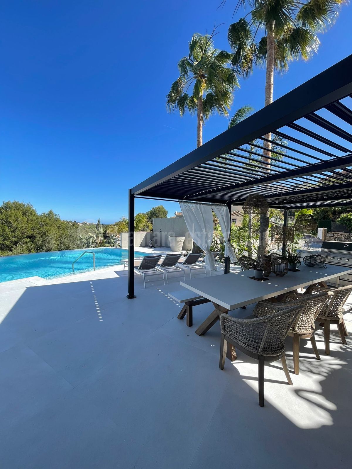 Villa in Elviria, Marbella