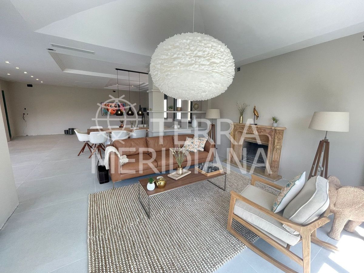 Villa in Elviria, Marbella