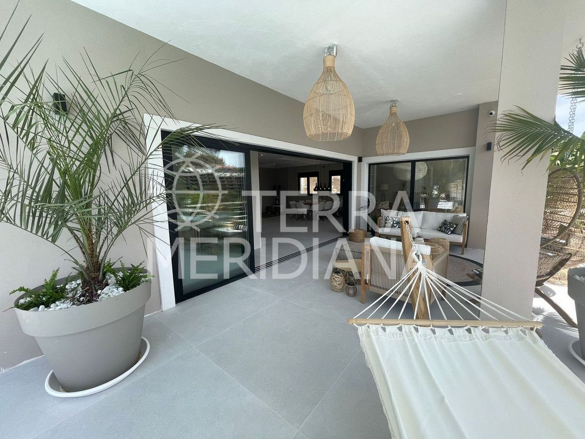 Villa in Elviria, Marbella