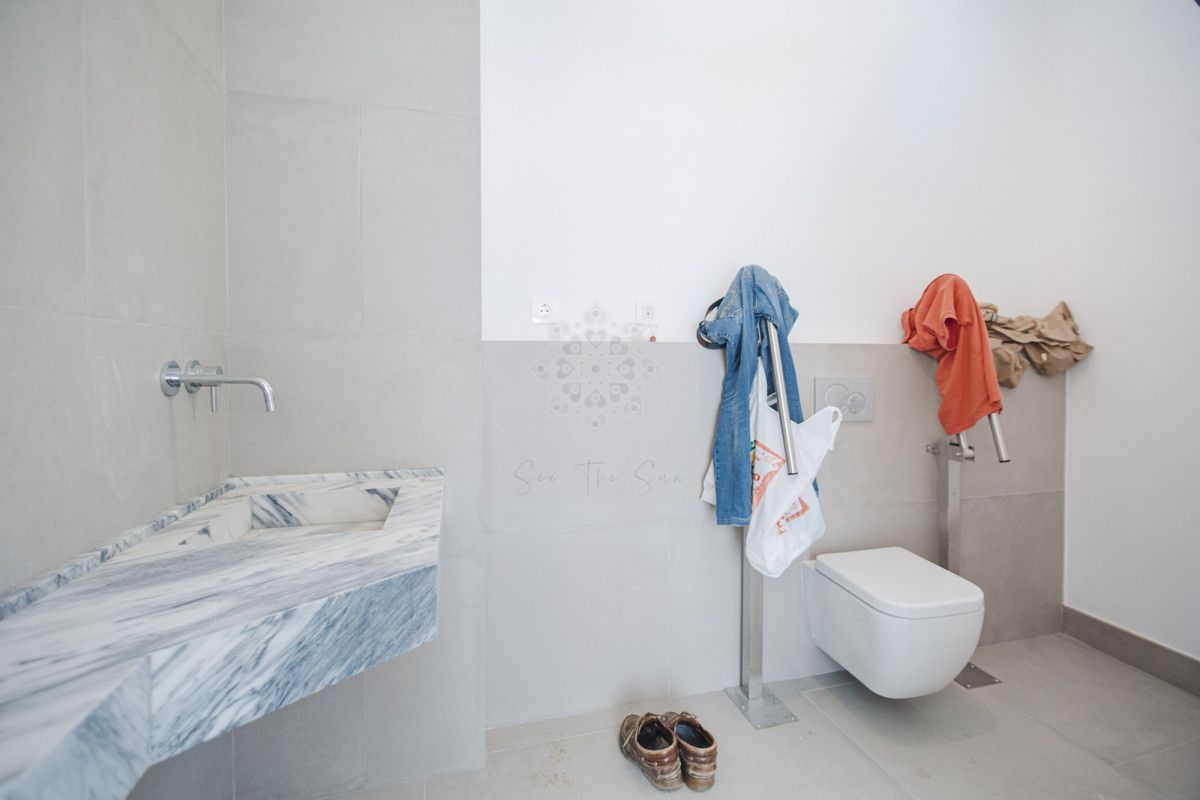 Lokale komercyjne w Ojen