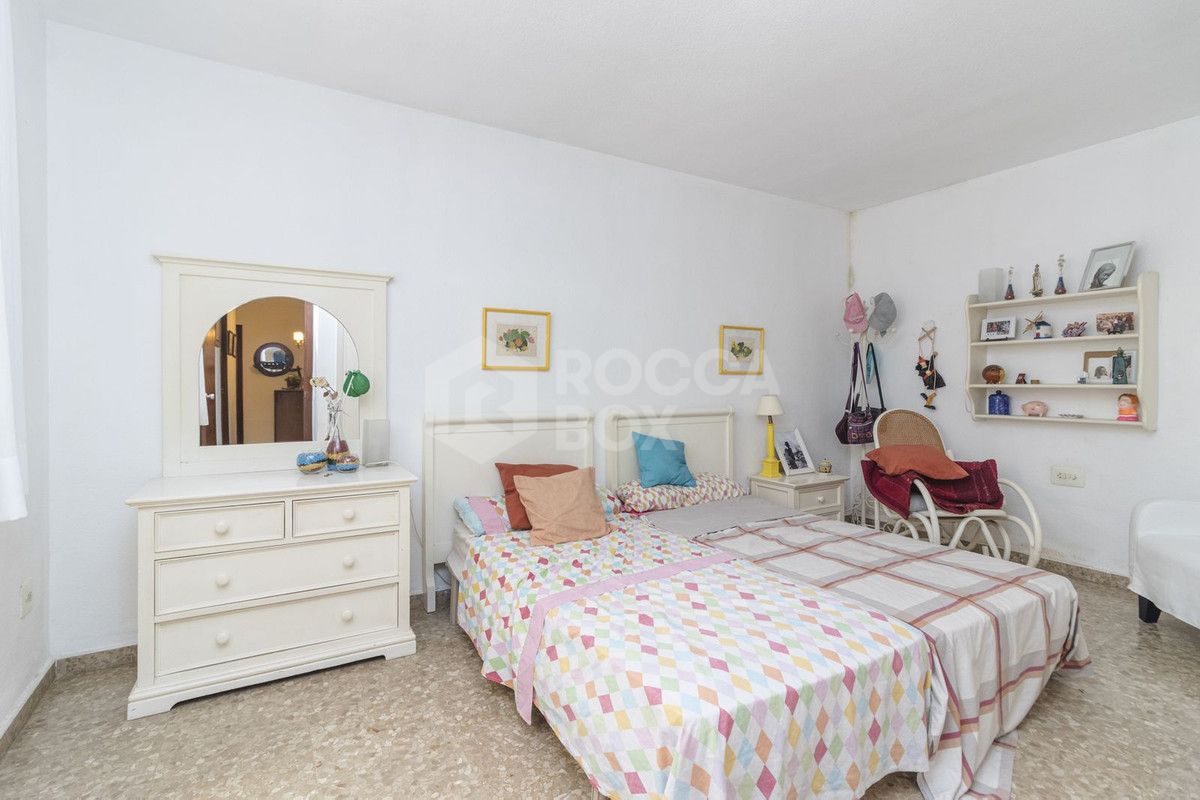 Apartment for sale in La Malagueta - La Caleta, Malaga