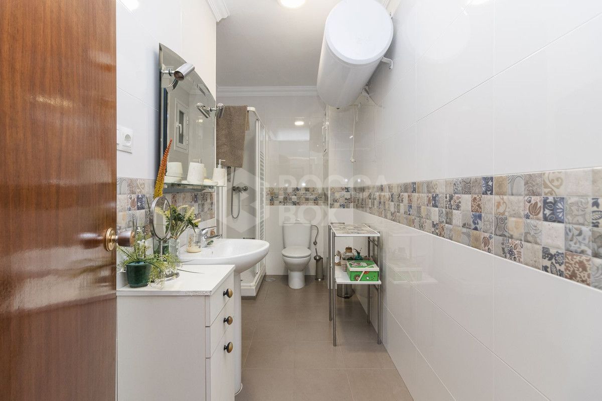 Apartment for sale in La Malagueta - La Caleta, Malaga