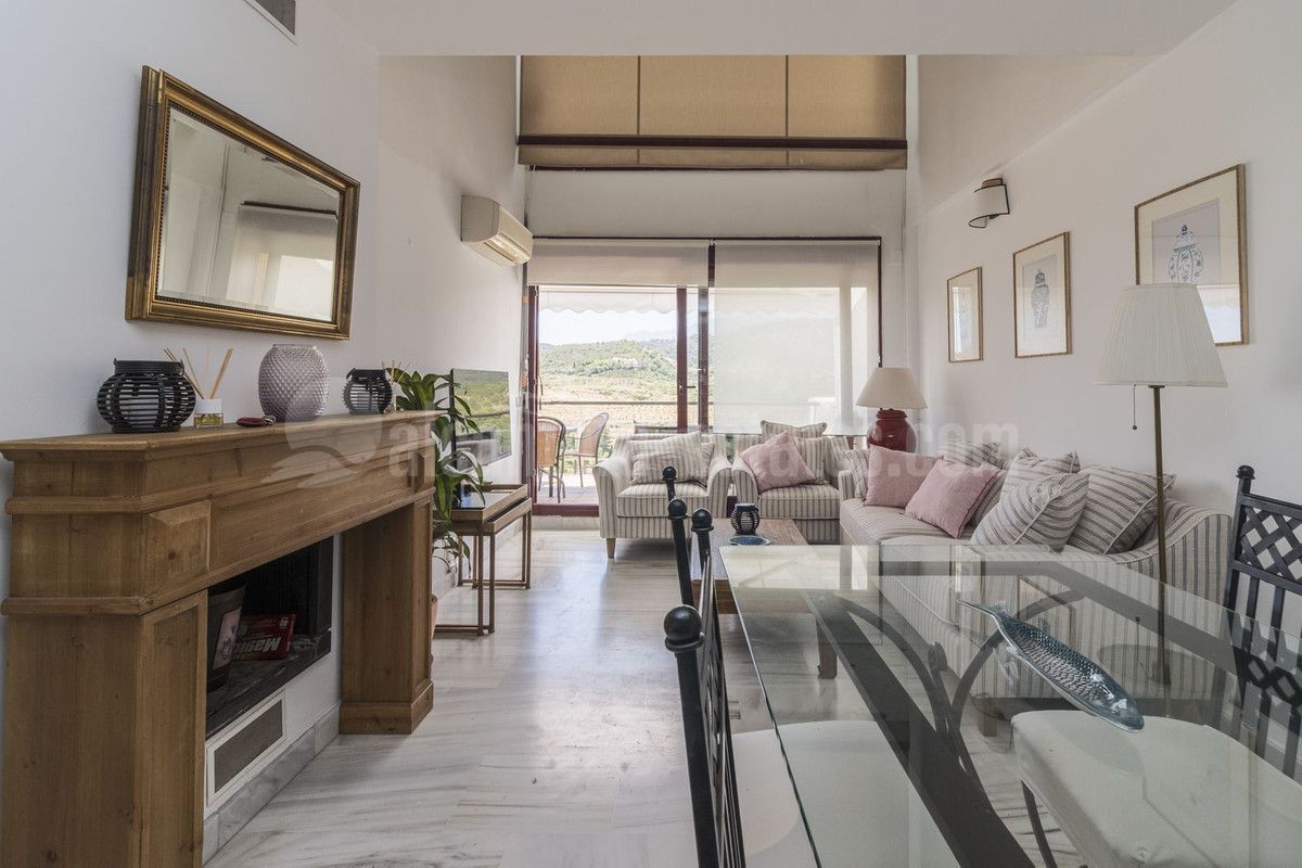 Apartment in Benahavis