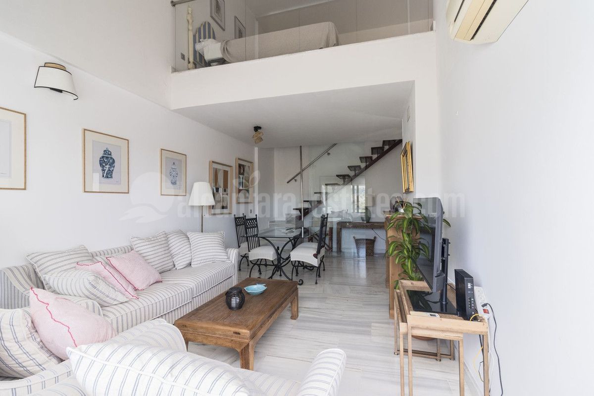 Apartment in Benahavis
