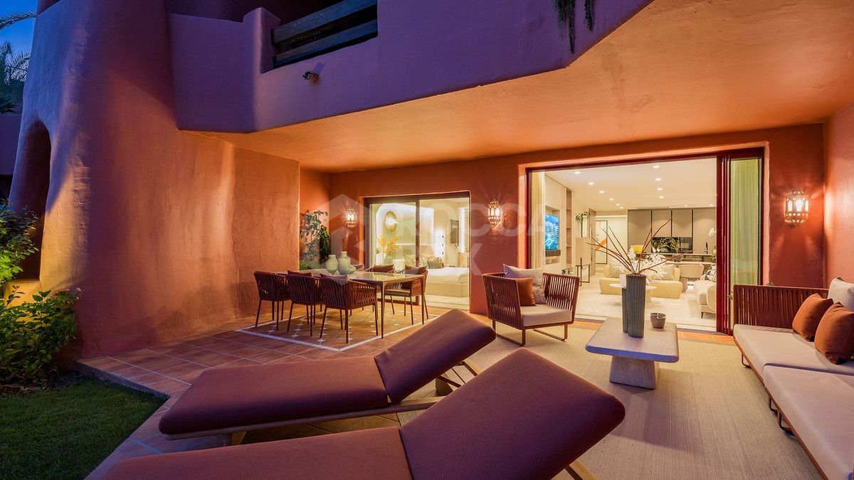 Ground Floor Apartment for sale in Estepona