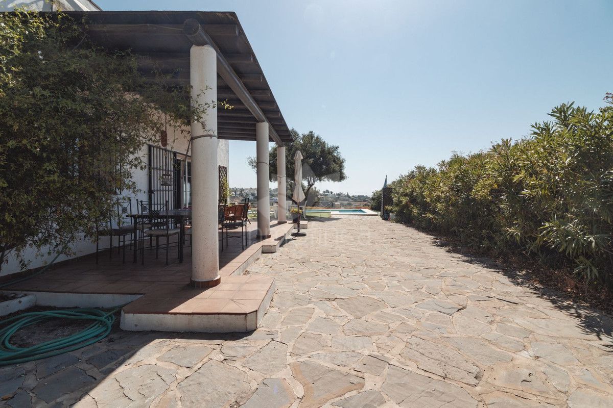 Villa in Estepona