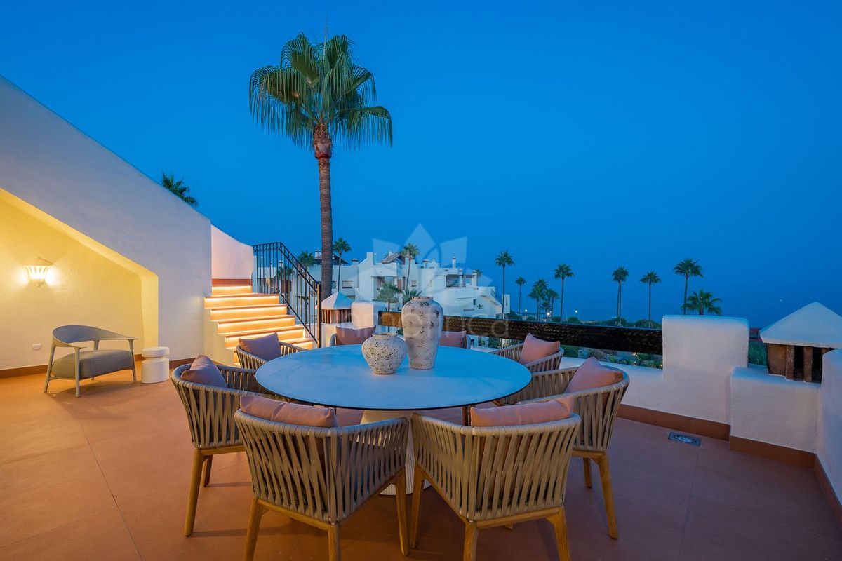 Penthouse in New Golden Mile, Estepona