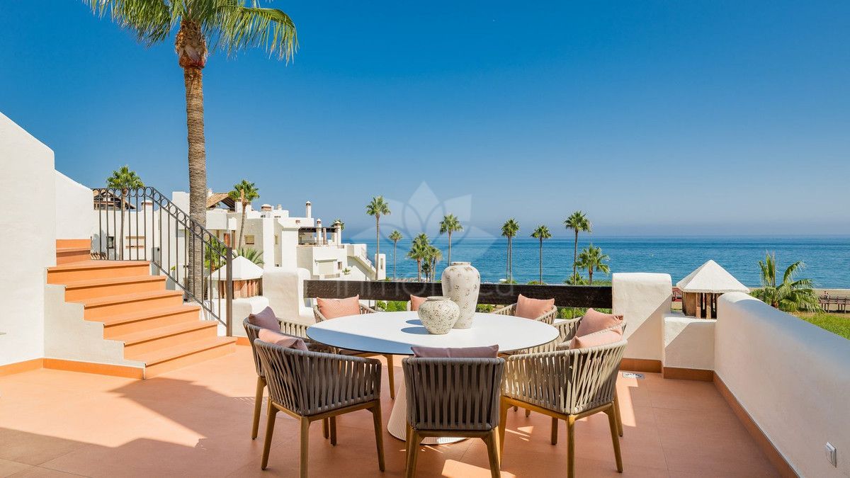 Penthouse in New Golden Mile, Estepona