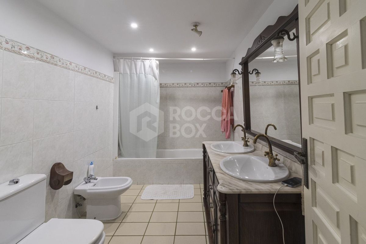 Apartment for sale in Marbella City, Marbella (All)