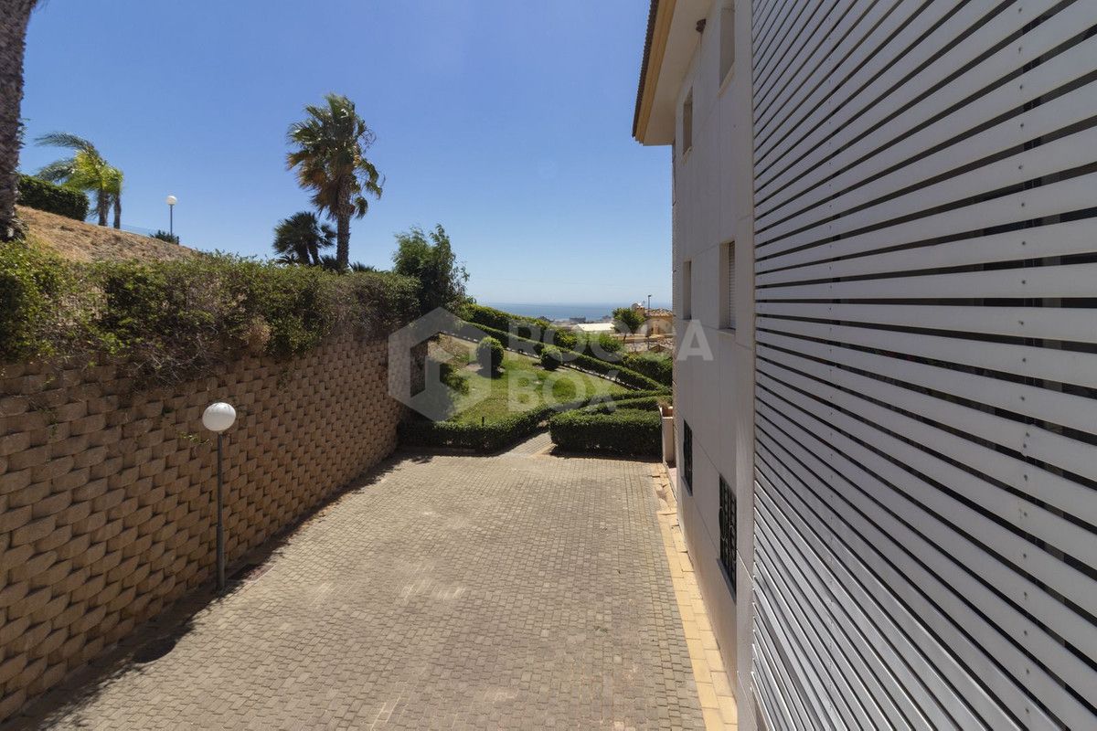 Apartment for sale in Benalmadena