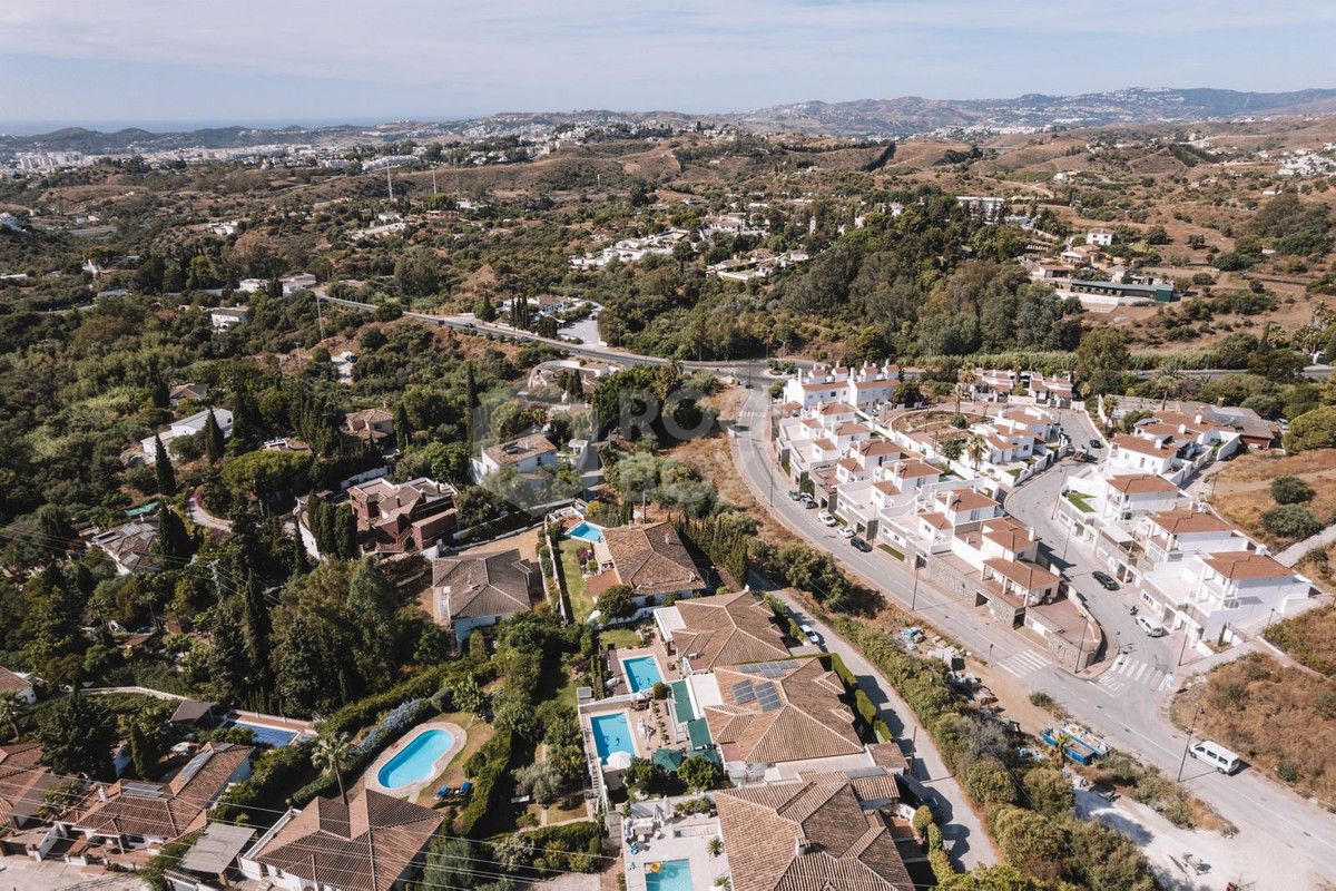 Villa for sale in Mijas