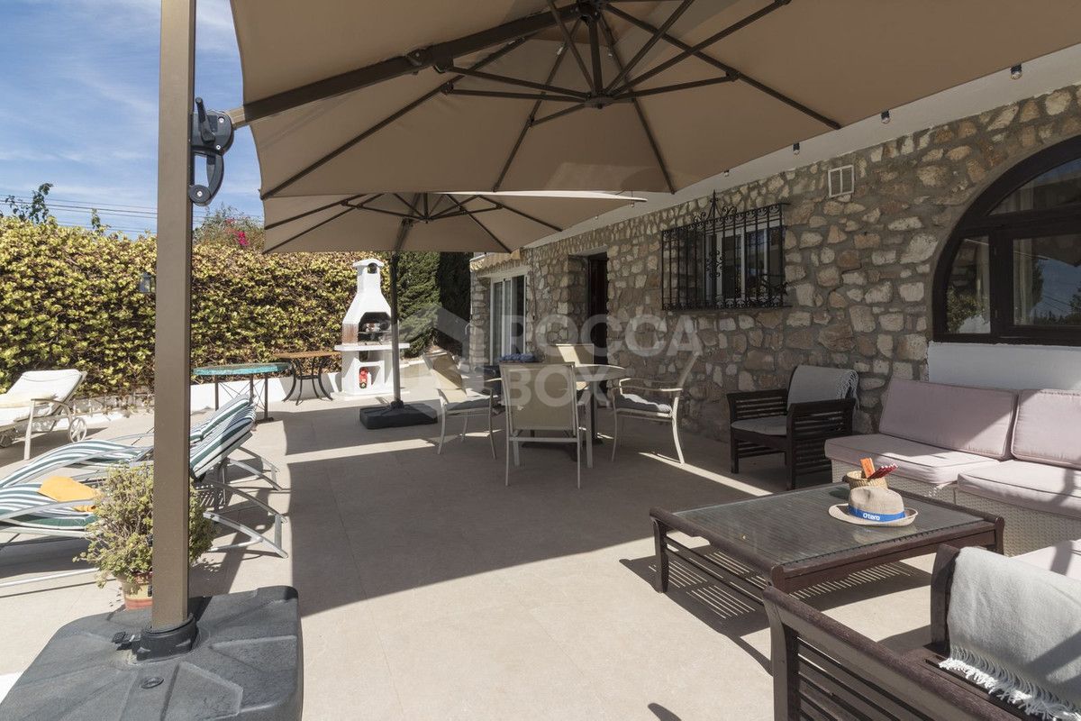 Villa for sale in Mijas